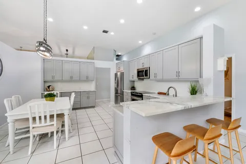 $1,120,000 | 6524 Northwest 98th Drive, Parkland, FL 33076
