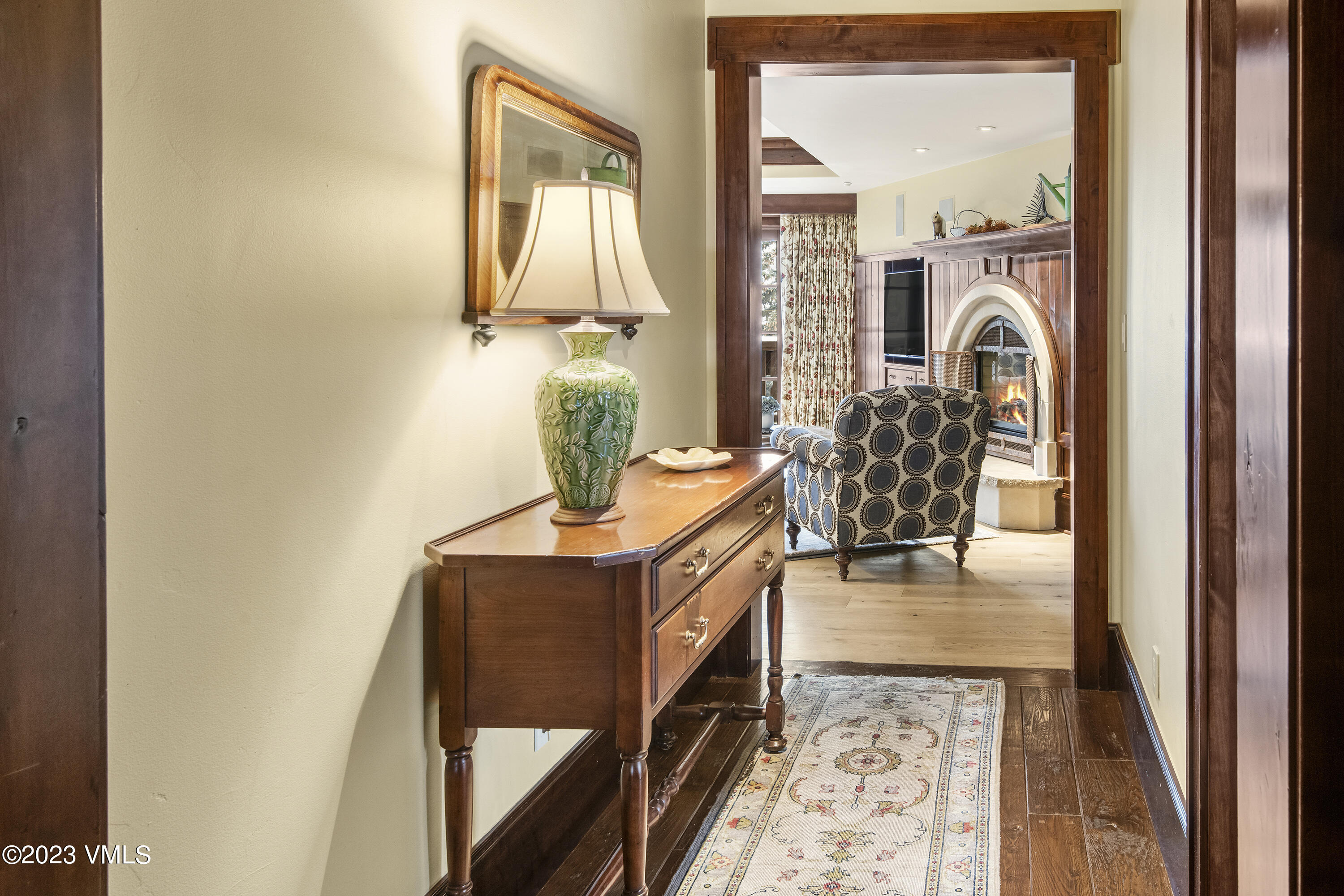 1 Willow Bridge Road, Unit 31A Vail, CO 81657 - Photo 15 of 49 a view of living room