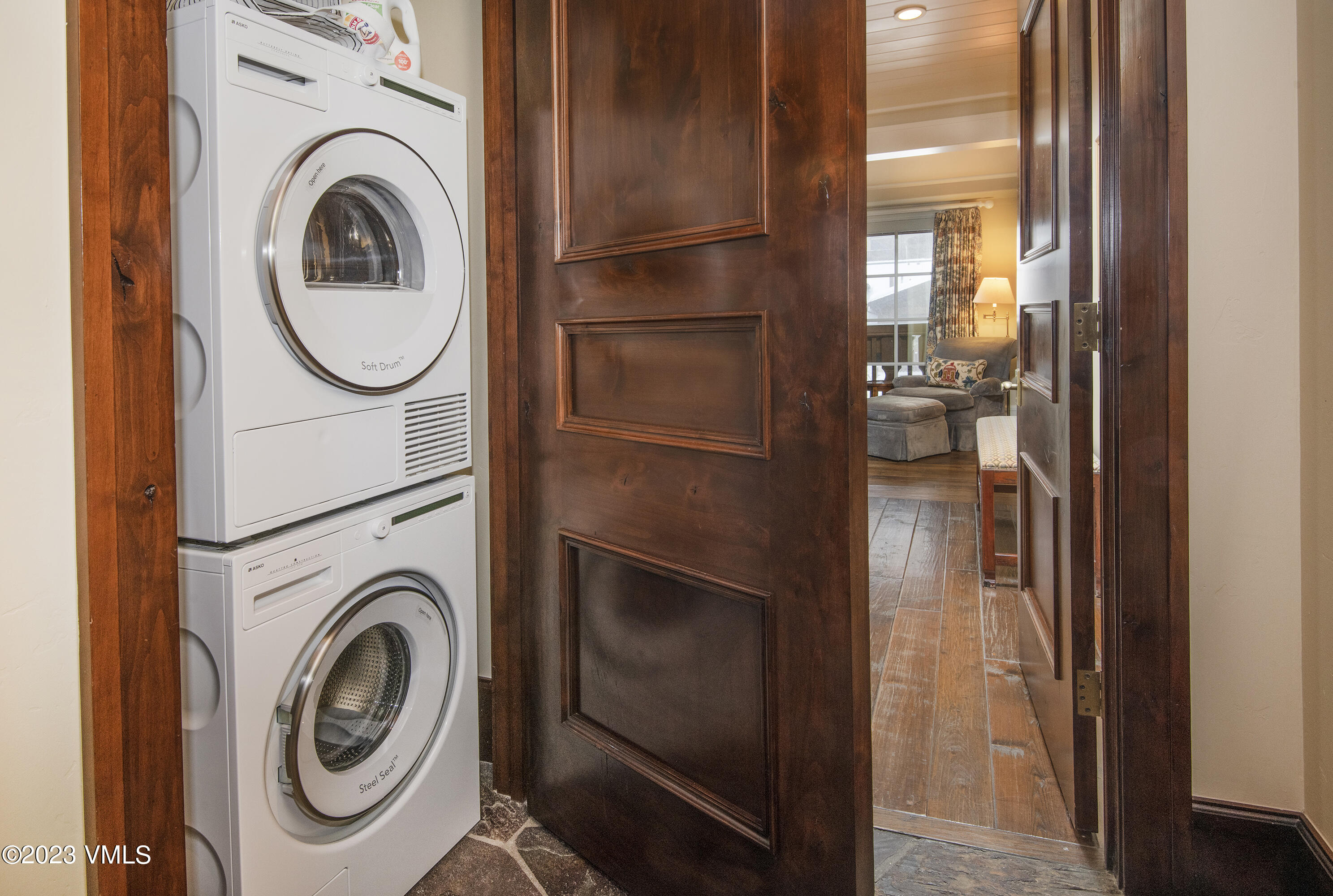 1 Willow Bridge Road, Unit 31A Vail, CO 81657 - Photo 33 of 49 a utility room with dryer and washer