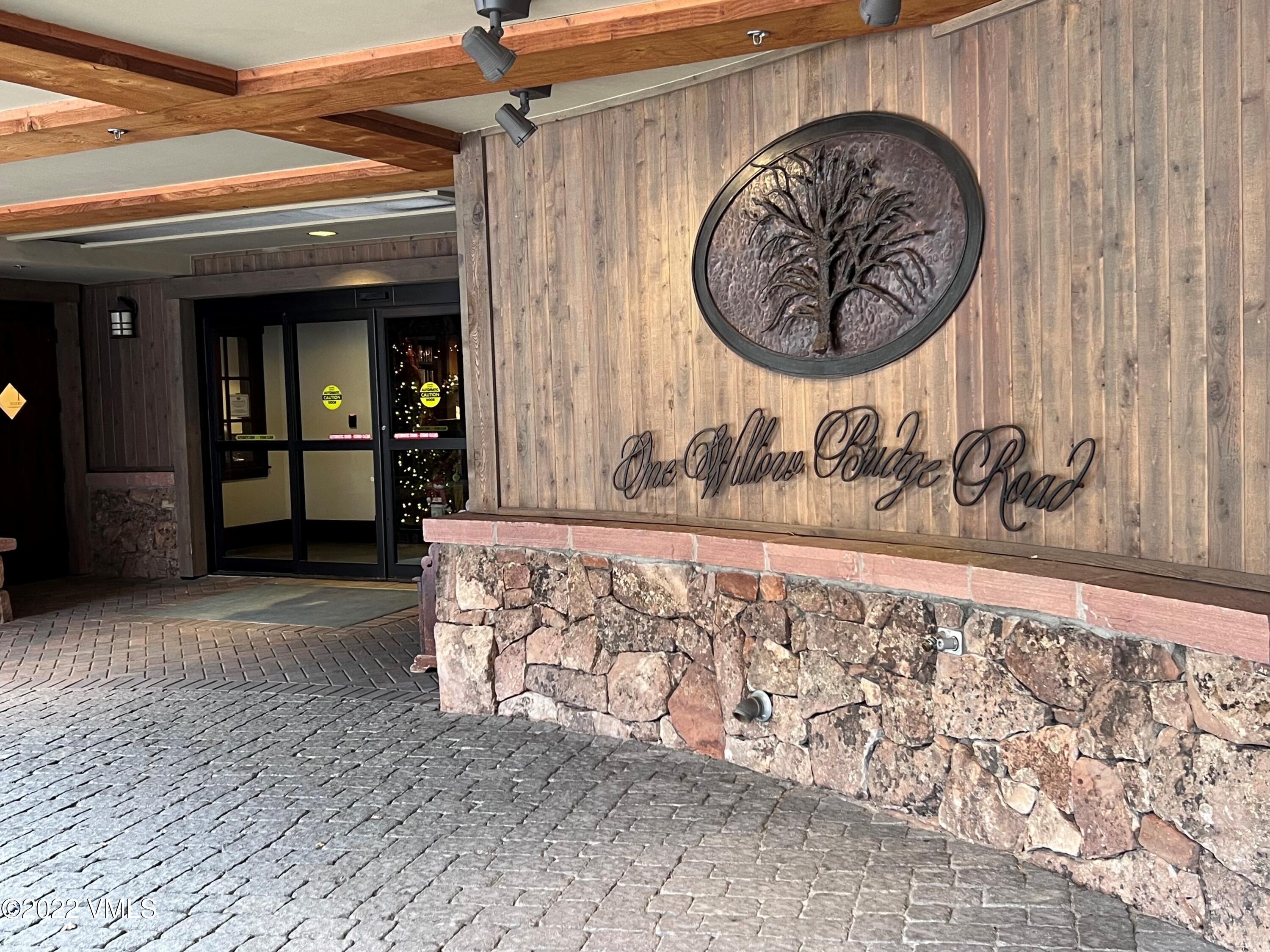 1 Willow Bridge Road, Unit 31A Vail, CO 81657 - Photo 34 of 49 a view of a hallway with entryway