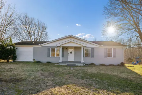 $314,900 | 411 Purtle Road, Lafayette, TN 37083
