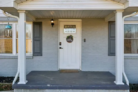 $314,900 | 411 Purtle Road, Lafayette, TN 37083