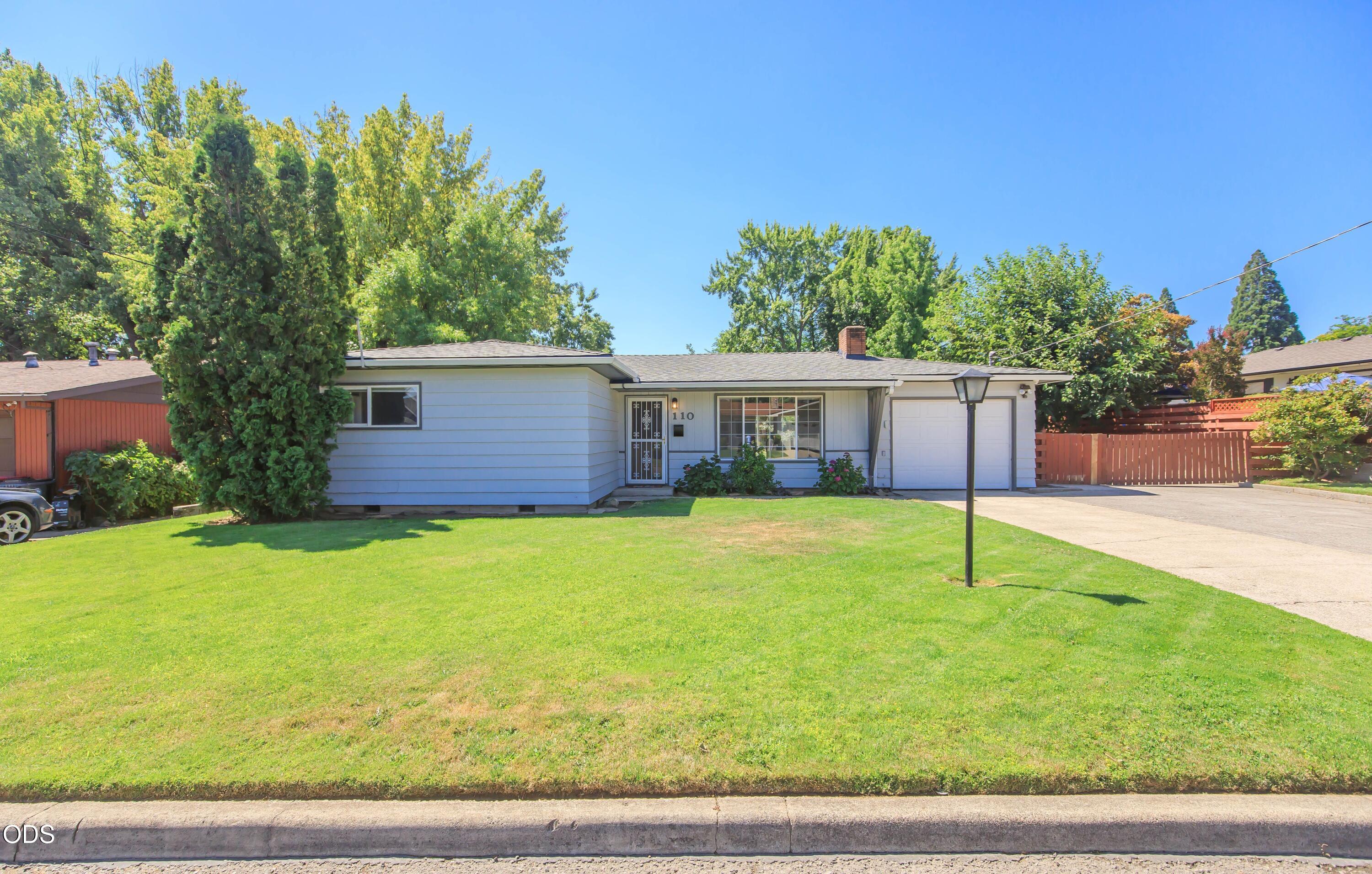 110 Windsor Way Central Point, OR 97502 - Photo 1 of 33 Gallery Image 1