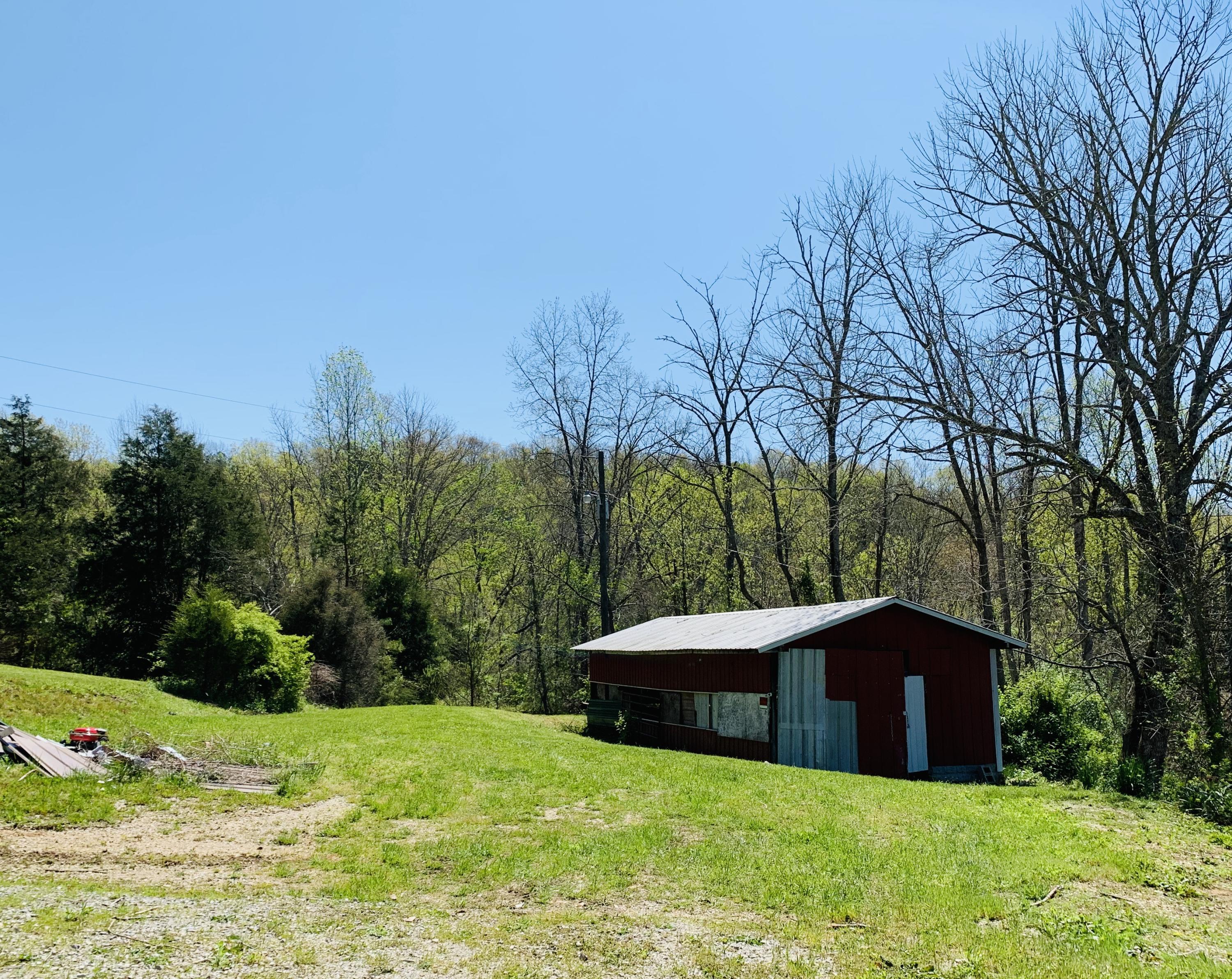 1125 Harmon Road Somerset, KY 42501 - Photo 36 of 37 173E38AD-1628-4C49-93E1-19E5D4109E9D<|>P