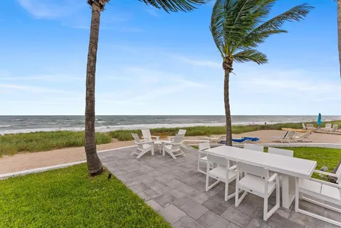 a view of building with outdoor space