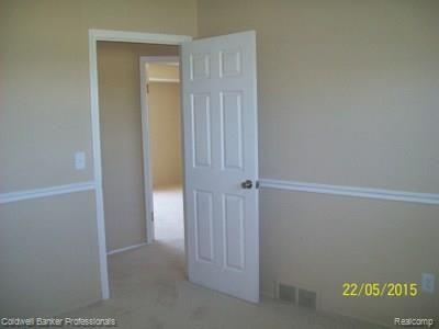 7200 East Bristol Road Davison, MI 48423 - Photo 17 of 43 100_1276.jpg