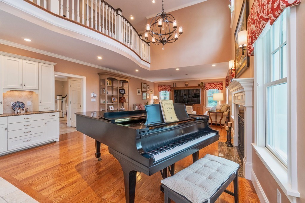 29 Woodcliffe Road Lexington, MA 02421 - Photo 12 of 35