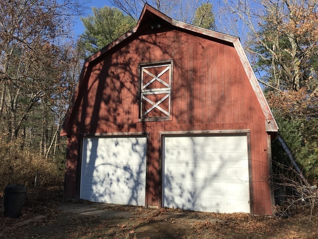 276 Buck Pond Road Westfield, MA 01085 - Photo 21 of 24 Gallery Image 21