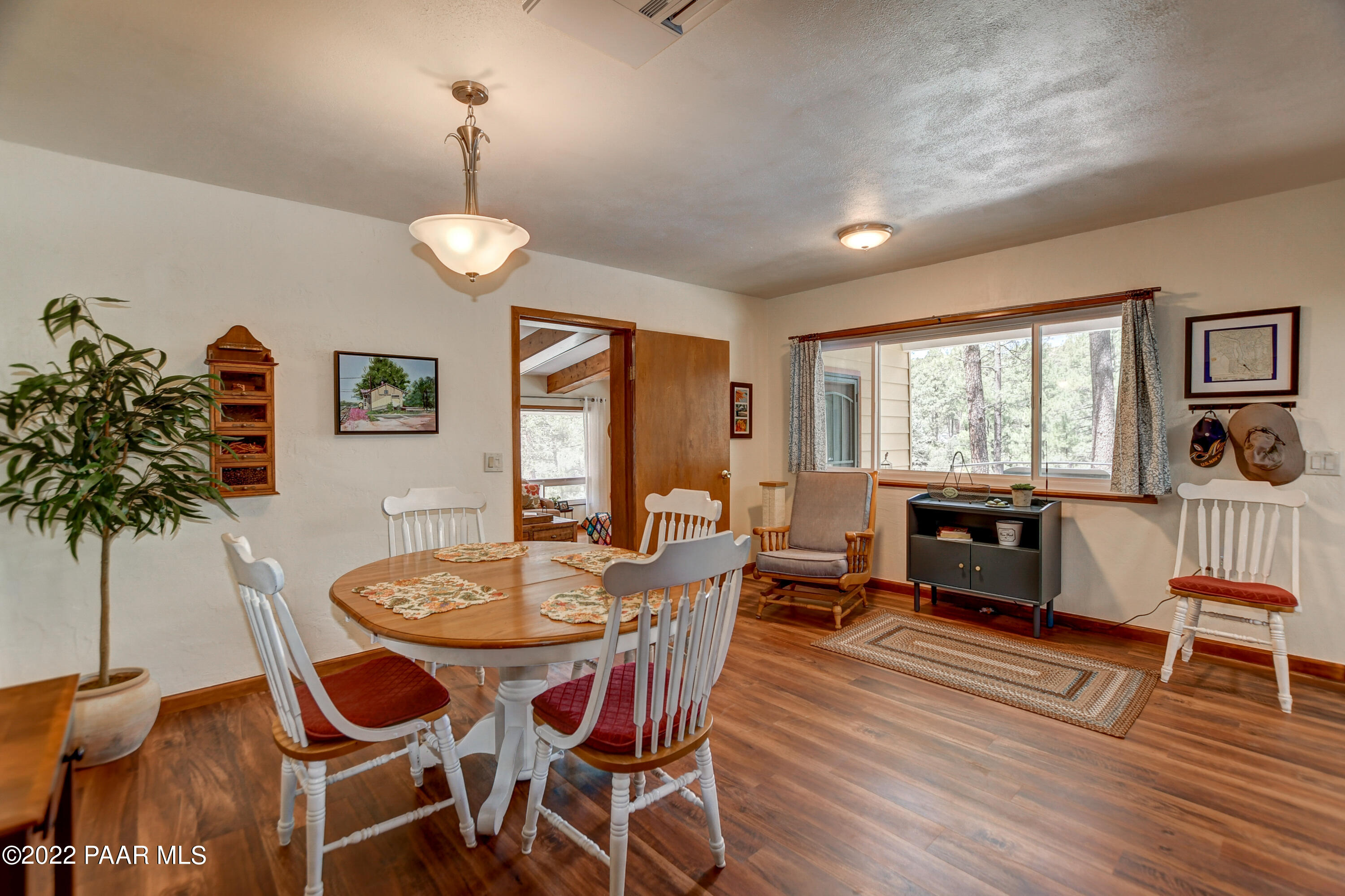 4939 South Kaibab Road Prescott, AZ 86303 - Photo 14 of 56 Dining to family rm