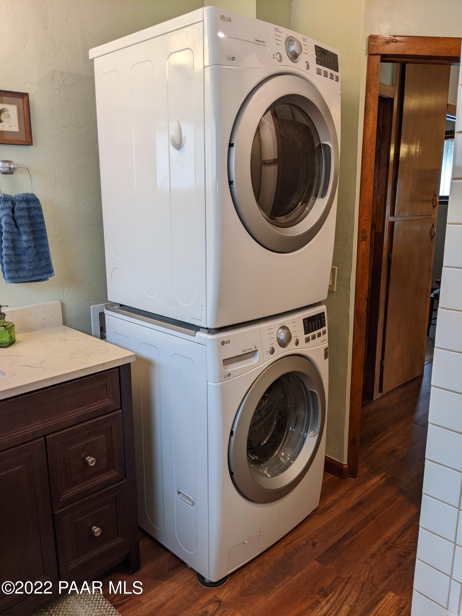 4939 South Kaibab Road Prescott, AZ 86303 - Photo 25 of 56 Full size stacked washer dryer