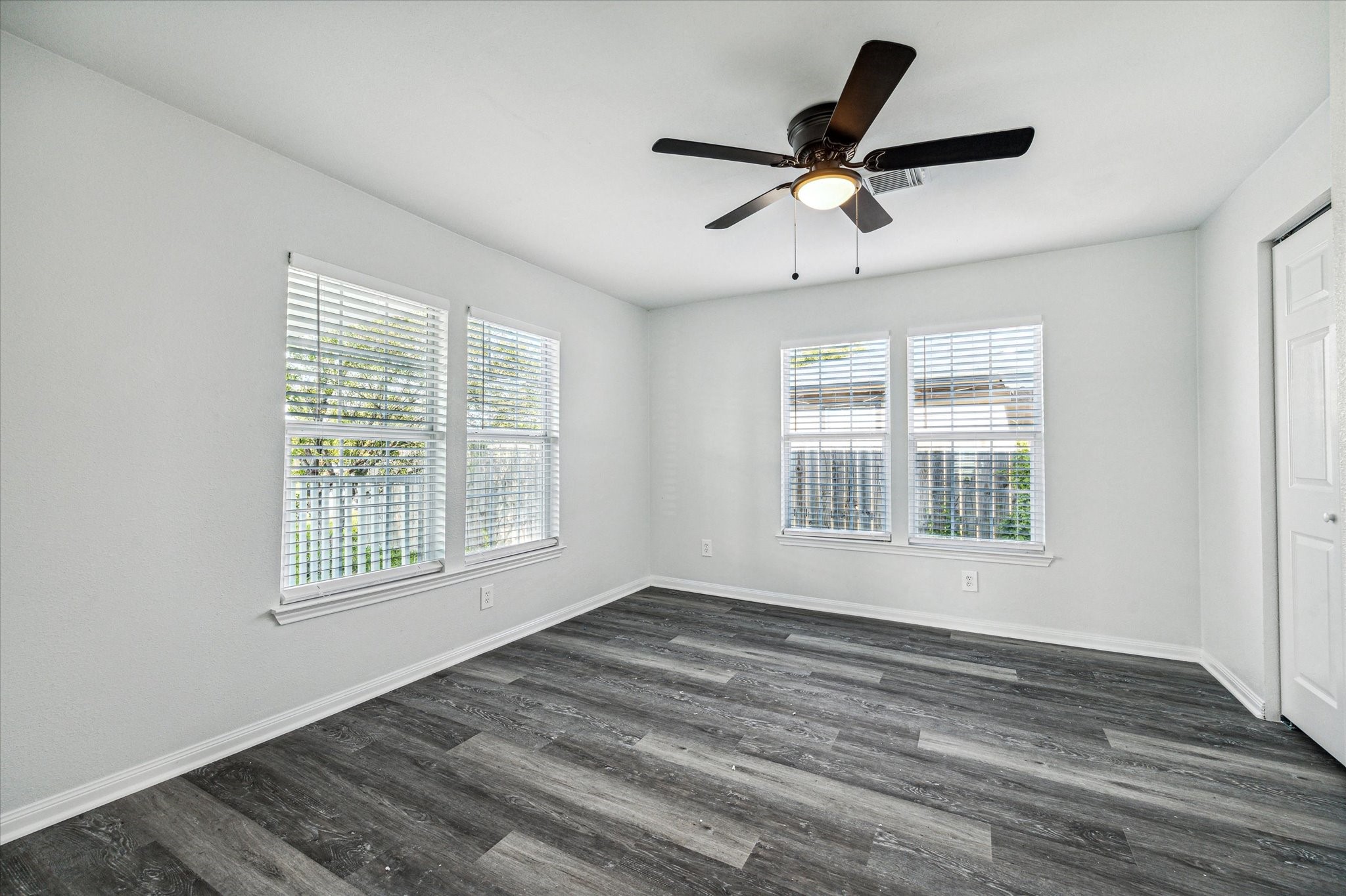 7846 South Howton Street Houston, TX 77028 - Photo 9 of 14