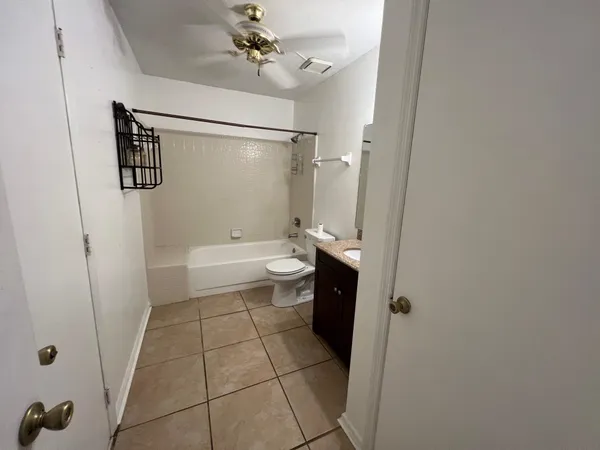 $1,200 | 121 Boardwalk Street, Tallahassee, FL 32301