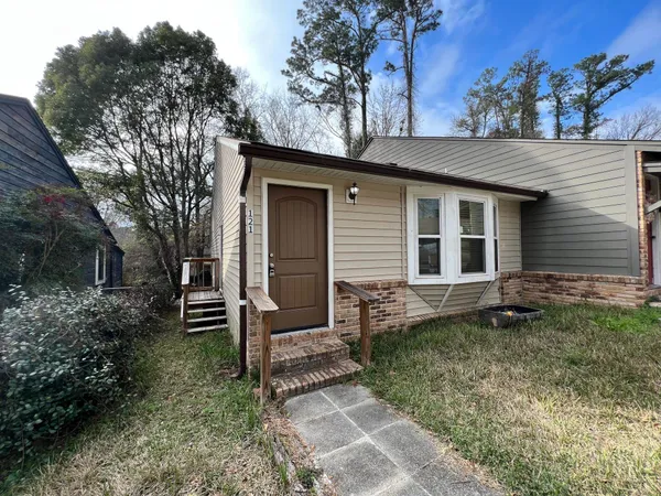$1,200 | 121 Boardwalk Street, Tallahassee, FL 32301