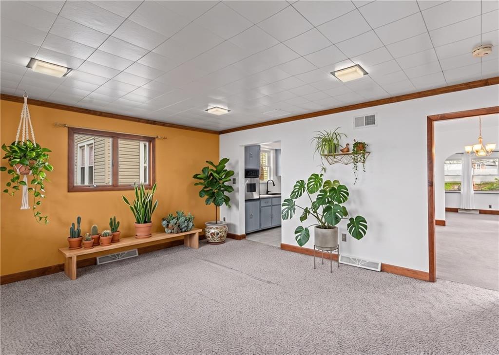 909 Freeport Road New Kensington, PA 15068 - Photo 8 of 46 *Staged
