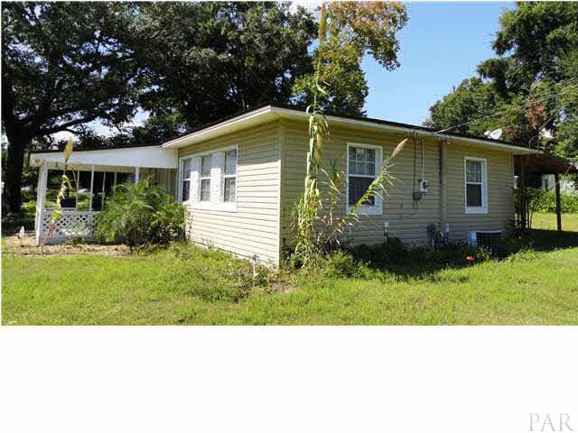 526 Frisco Road Pensacola, FL 32507 - Photo 7 of 10 Side View