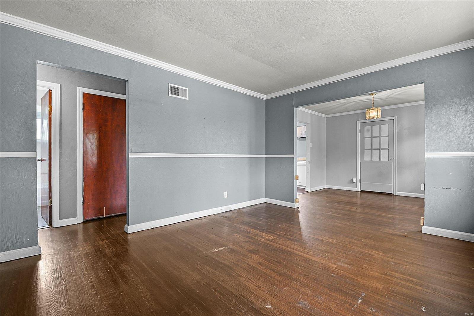 3382 Old Baumgartner Road St. Louis, MO 63129 - Photo 5 of 24 Gallery Image 5