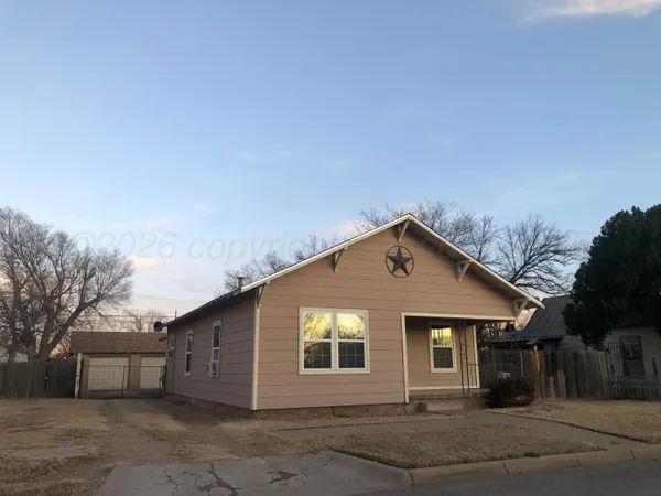 $75,000 | 1004 Childress Street, Wellington, TX 79095