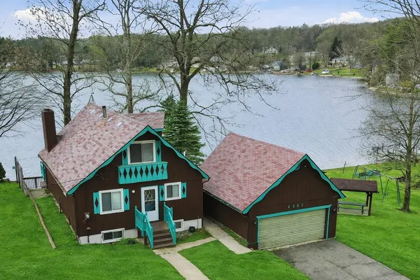 $475,000 | 6221 Honeymoon Drive, Lakeview, MI 48850