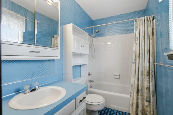 $475,000 | 6221 Honeymoon Drive, Lakeview, MI 48850