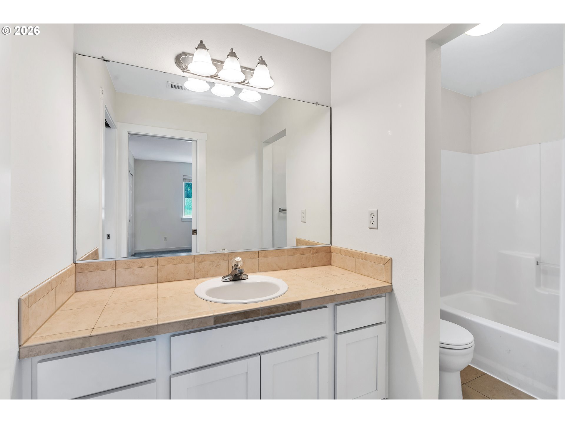 241 Southwest 105th Terrace Portland, OR 97225 - Photo 33 of 48
