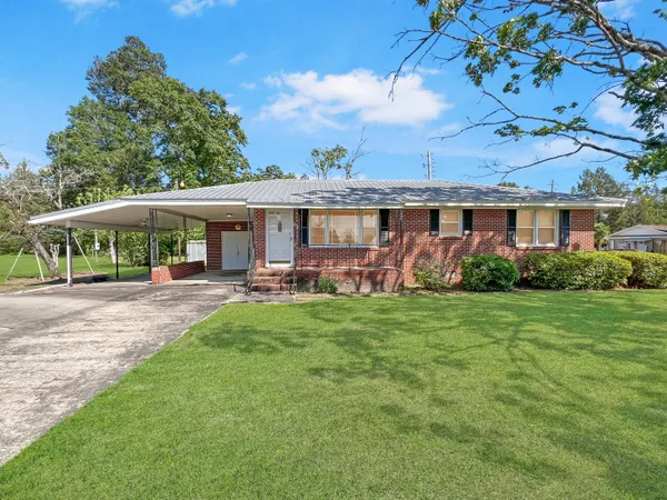 $249,000 | 300 North Metts Street, St. George, SC 29477
