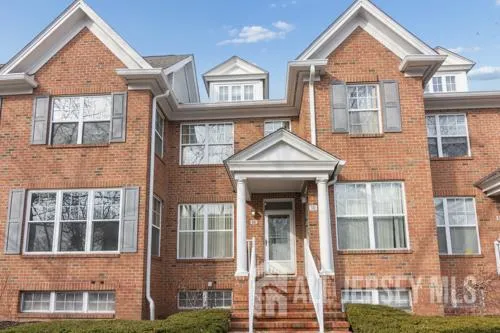 $3,500 | 68 Franklin School Way, Metuchen, NJ 08840