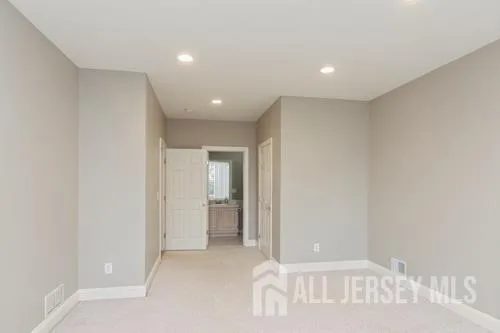 $3,500 | 68 Franklin School Way, Metuchen, NJ 08840