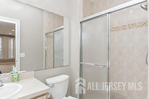 $3,500 | 68 Franklin School Way, Metuchen, NJ 08840