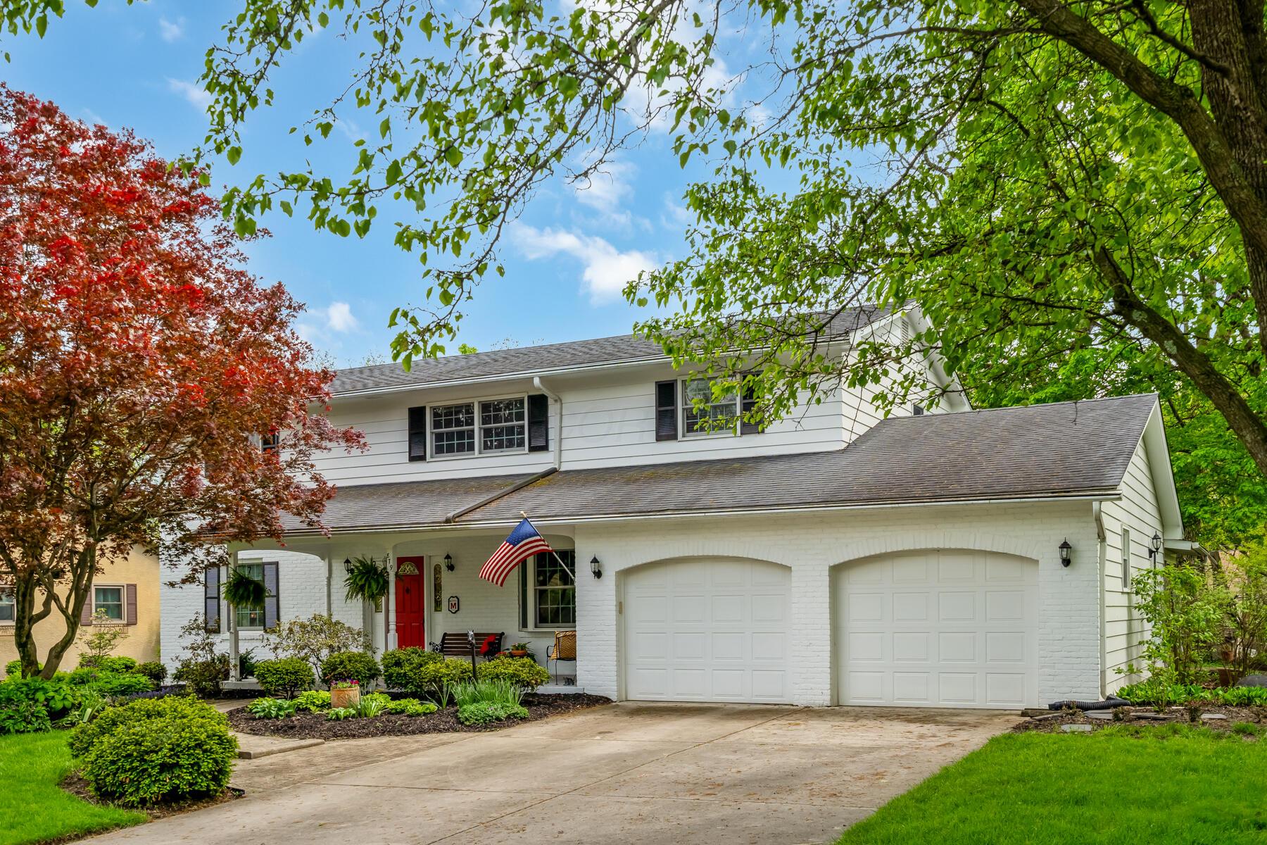879 Lynbrook Road Columbus, OH 43235 - Photo 2 of 43 Exterior View
