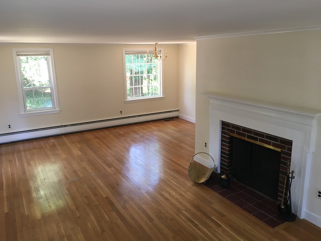 7 Priscilla Road Lynnfield, MA 01940 - Photo 9 of 30 Gallery Image 9