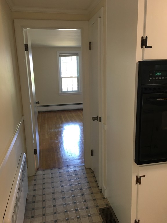 7 Priscilla Road Lynnfield, MA 01940 - Photo 10 of 30 Gallery Image 10