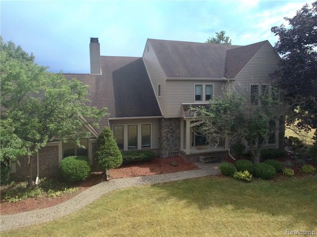 50899 Hanford Road Canton, MI 48187 - Photo 56 of 81 Photo Jun 20, 6 49 23 AM.jpg