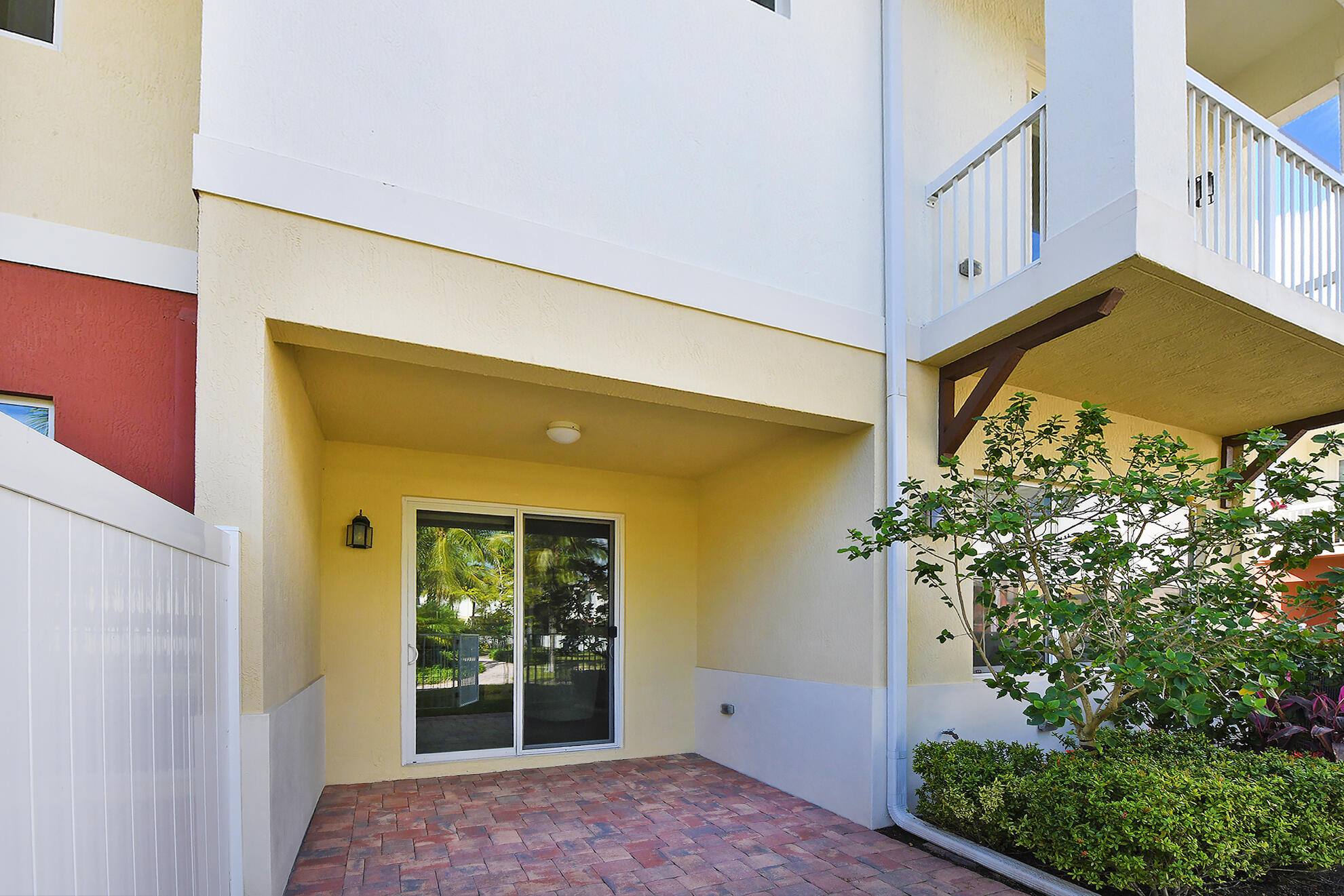 100 Northwest 69th Circle, Unit 68 Boca Raton, FL 33487 - Photo 39 of 49 Patio