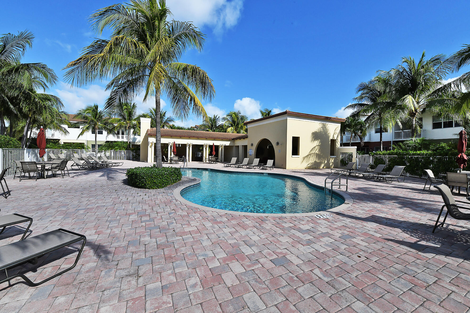 100 Northwest 69th Circle, Unit 68 Boca Raton, FL 33487 - Photo 41 of 49 Pool