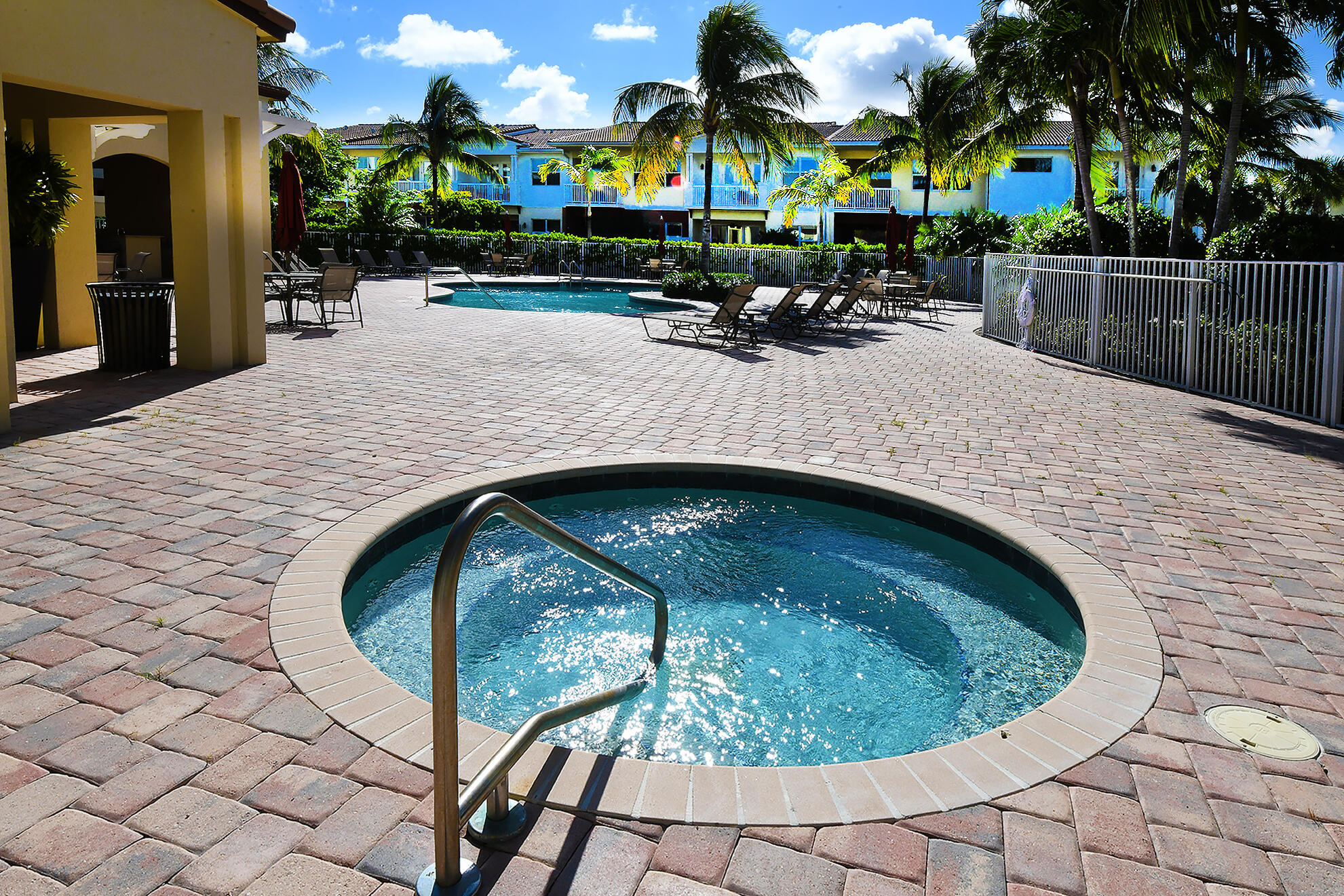 100 Northwest 69th Circle, Unit 68 Boca Raton, FL 33487 - Photo 42 of 49 Hot Tub