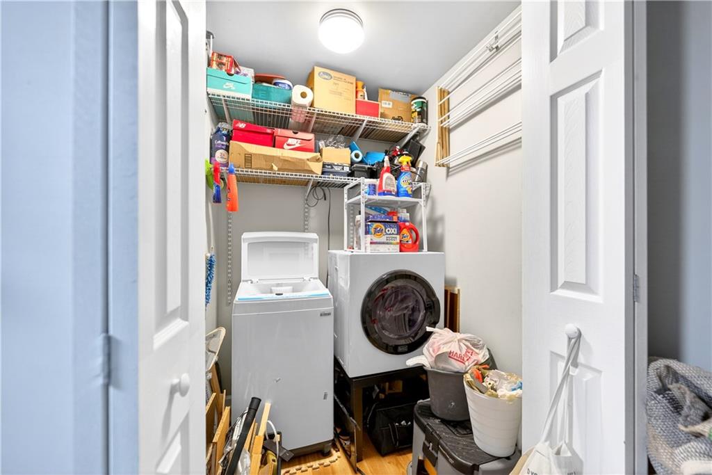 708 Seavey Road Pittsburgh, PA 15209 - Photo 11 of 29 1st Flr - Tenants own the washer and dryer