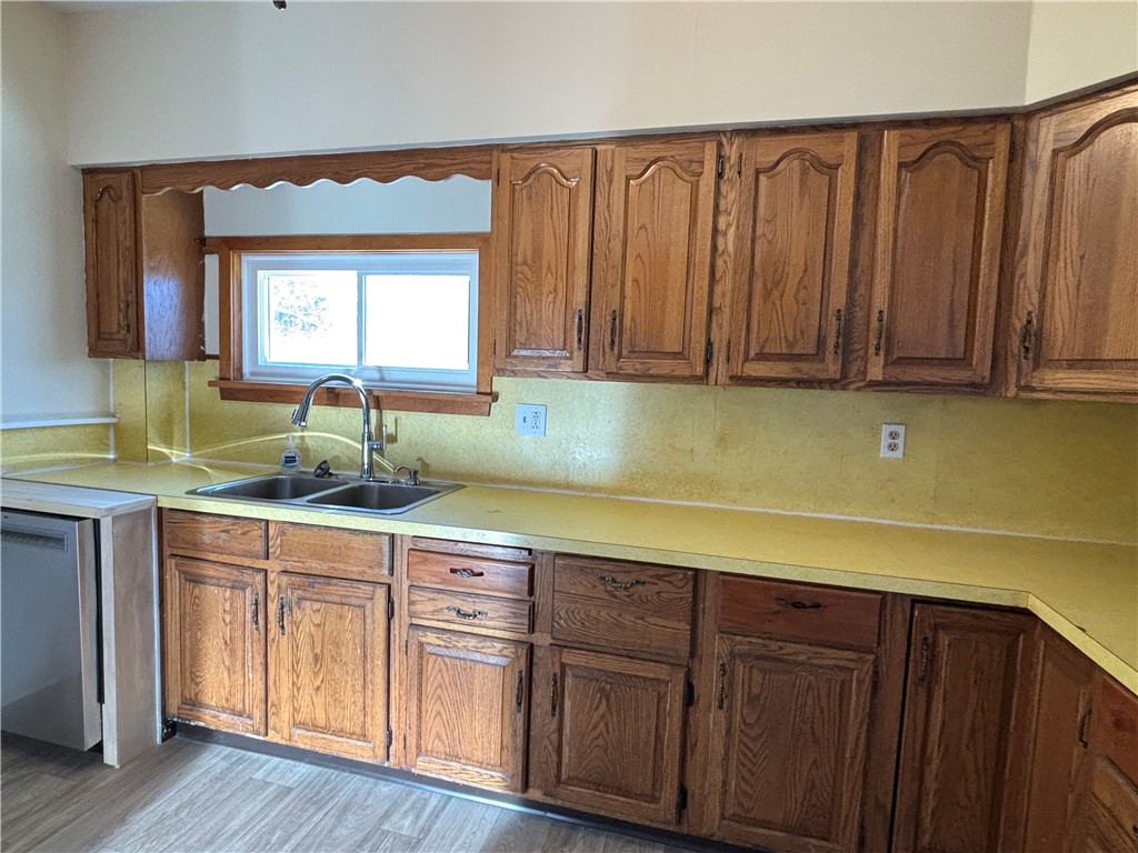 33 Rose Avenue Oneonta, NY 13820 - Photo 4 of 26