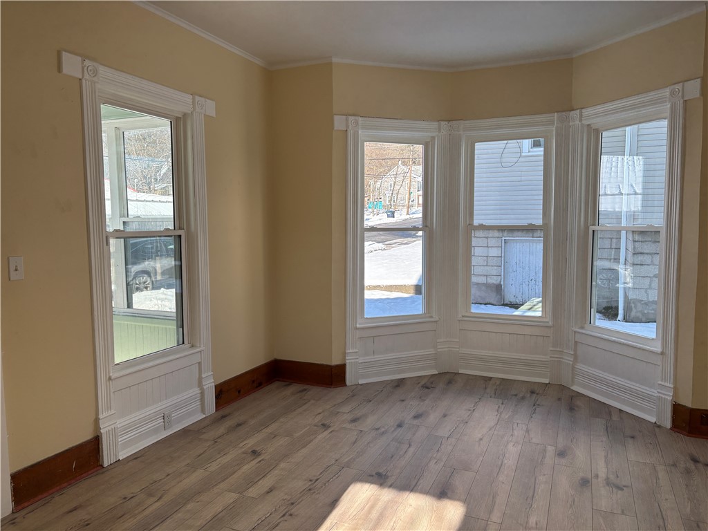 33 Rose Avenue Oneonta, NY 13820 - Photo 7 of 26 Living room