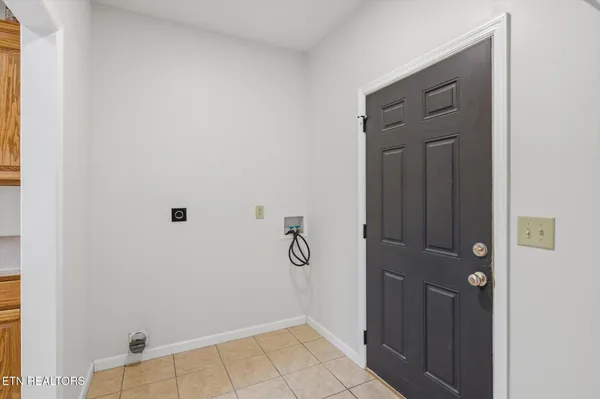 $339,900 | 504 Fairway Drive, Athens, TN 37303