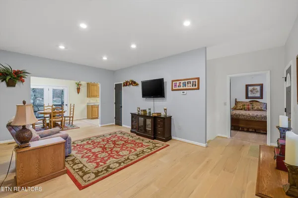 $339,900 | 504 Fairway Drive, Athens, TN 37303