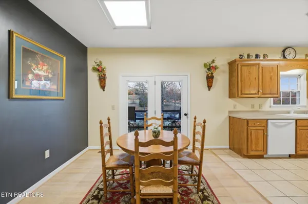 $339,900 | 504 Fairway Drive, Athens, TN 37303