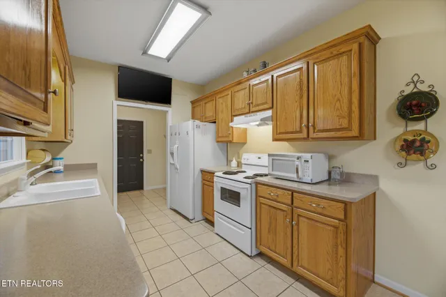 $339,900 | 504 Fairway Drive, Athens, TN 37303