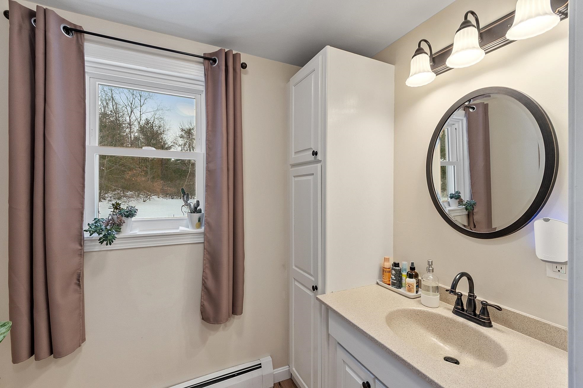 229 Range Road Windham, NH 03087 - Photo 11 of 42