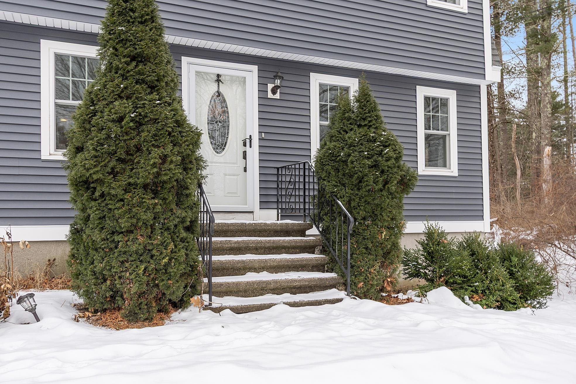 229 Range Road Windham, NH 03087 - Photo 4 of 42