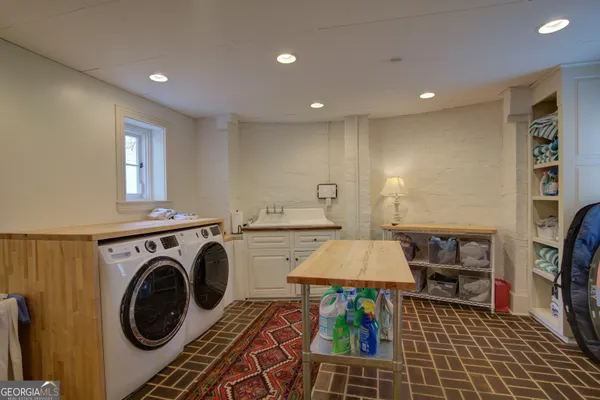 $1,379,900 | 2 Virginia Circle Southwest, Rome, GA 30161