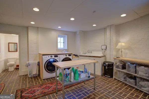 $1,379,900 | 2 Virginia Circle Southwest, Rome, GA 30161