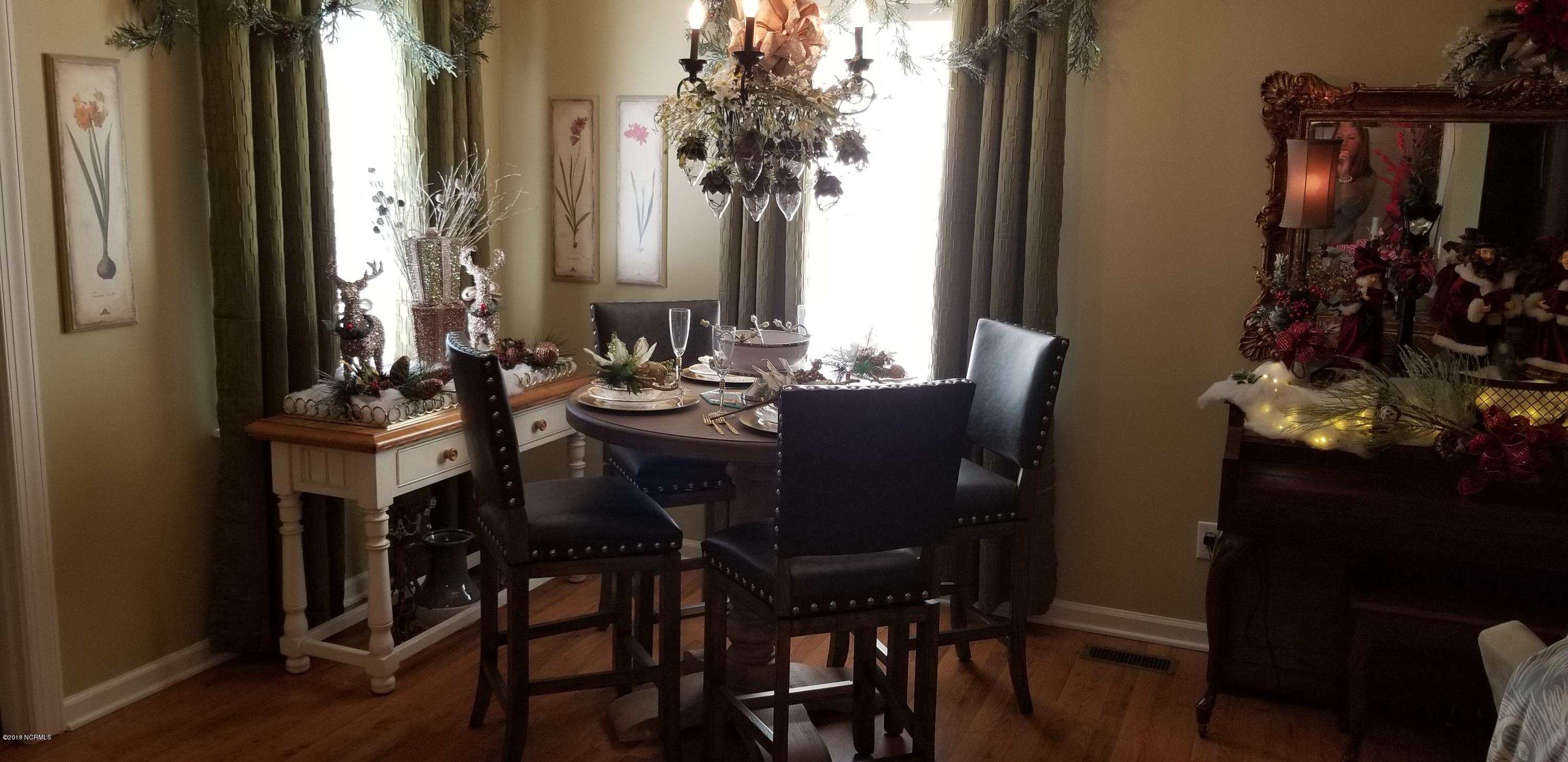 455 Stallings Road Zebulon, NC 27597 - Photo 11 of 27 Dining Area