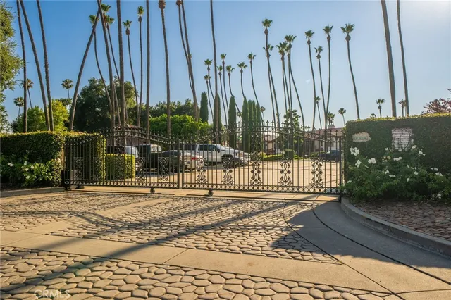 $898,800 | 432 East Bougainvillea Lane, Glendora, CA 91741