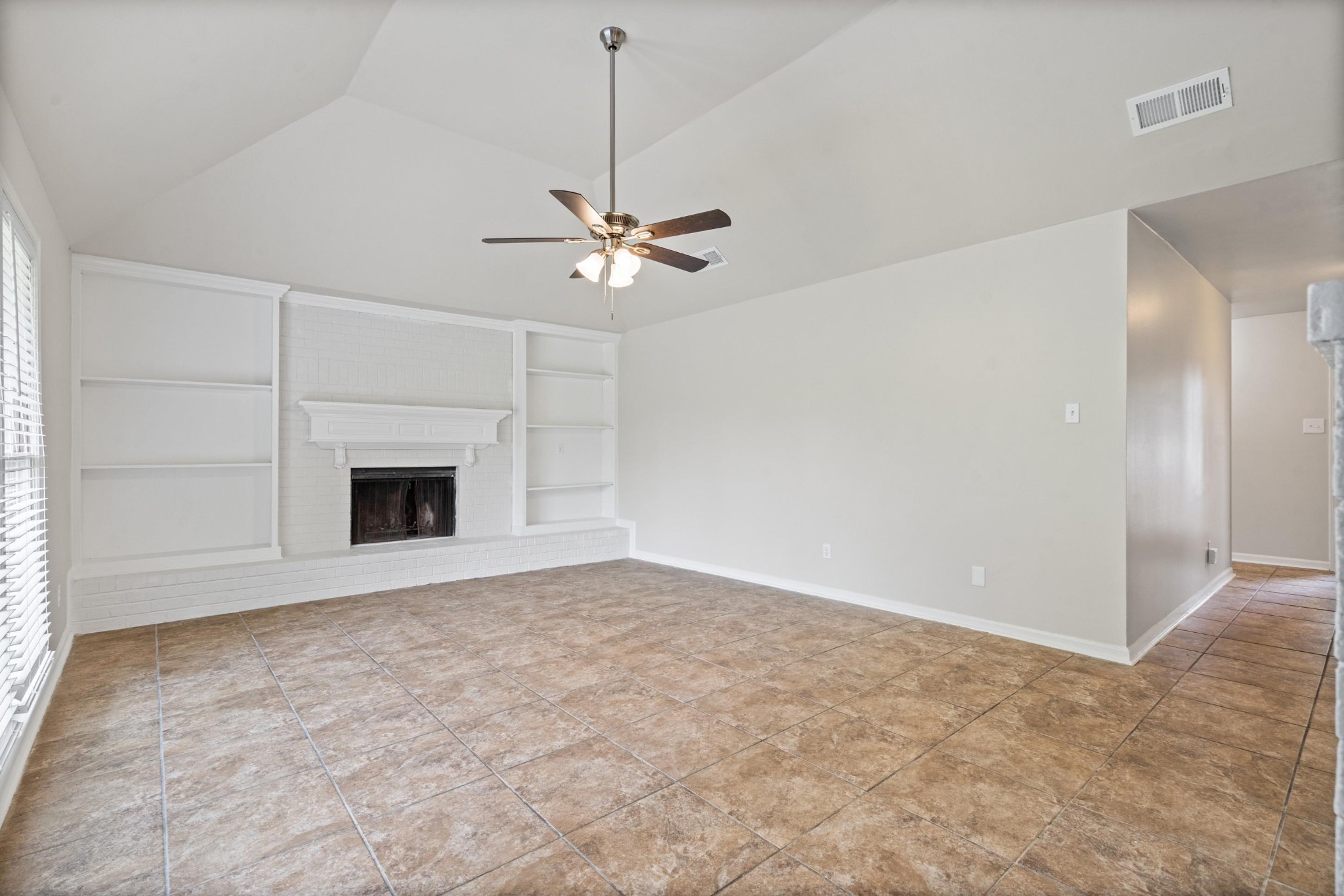 810 North Walnut Bend Road Cordova, TN 38018 - Photo 4 of 28 Gallery Image 4