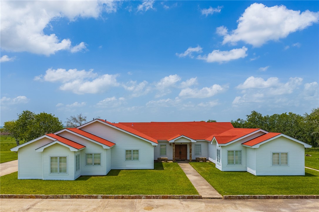 8259 Baldwin Avenue Mathis, TX 78368 - Photo 9 of 40